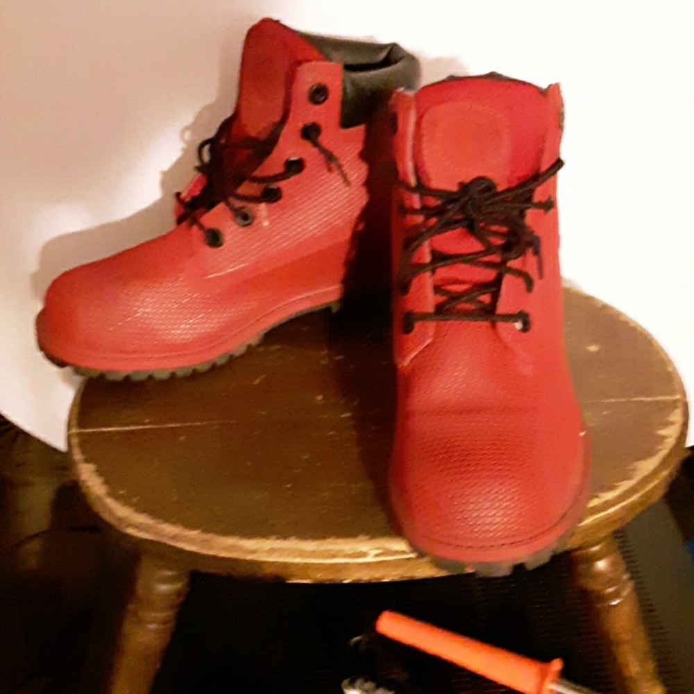 Timberland ladies reflective red boot
